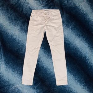 “JUST BLACK” white jeans